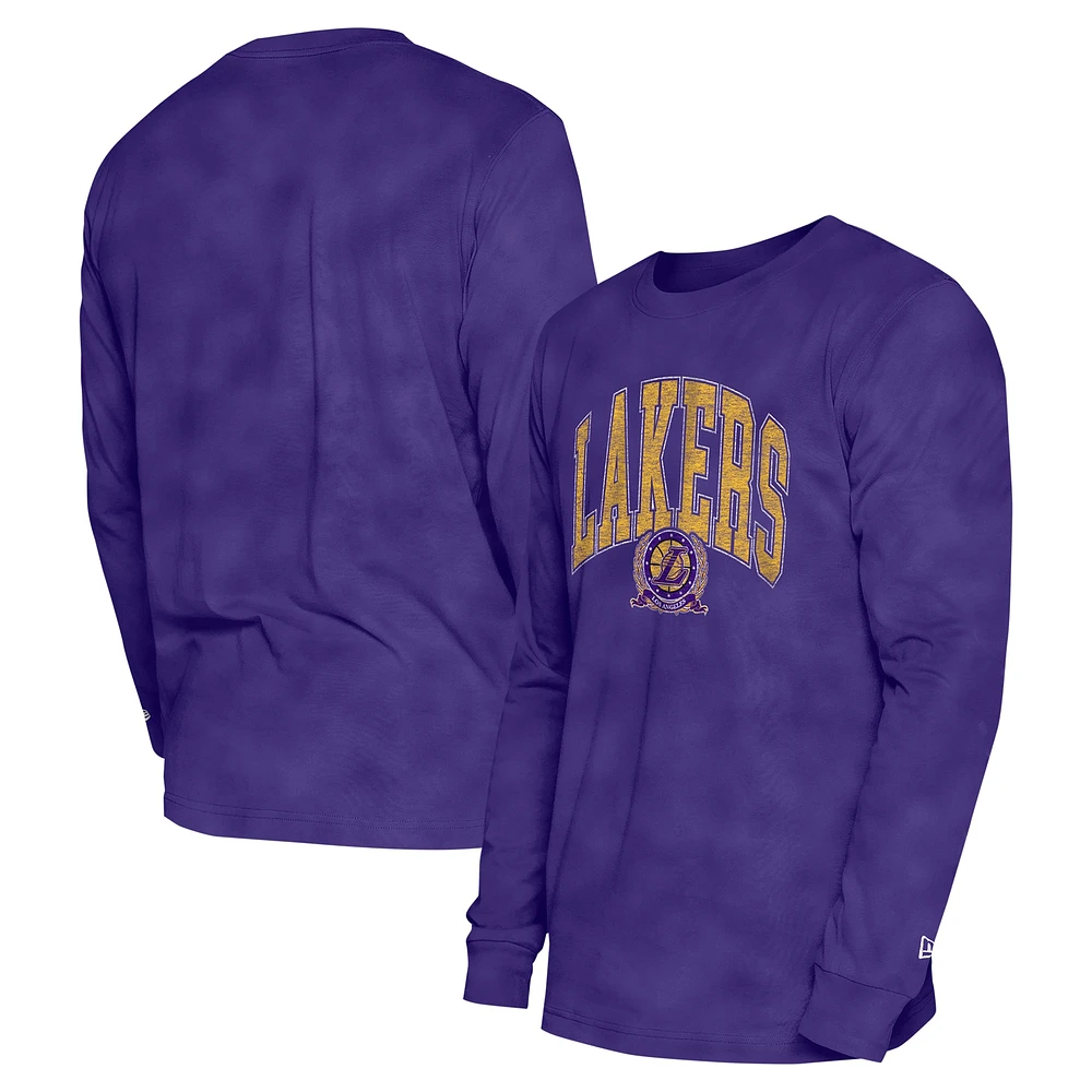 T-shirt à manches longues unisexe violet Los Angeles Lakers Oversized Essentials Enzyme Wash de New Era