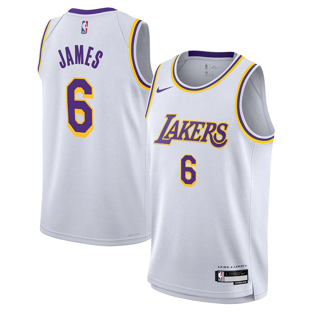 Maillot Nike LeBron James blanc Los Angeles Lakers Swingman pour jeune - Édition Association