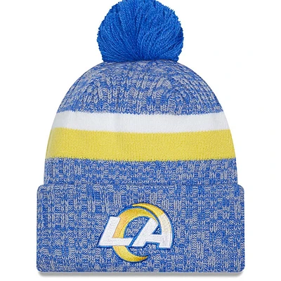 Bonnet en tricot à revers Sideline des Los Angeles Rams 2023 New Era bleu poudré pour homme avec pompon