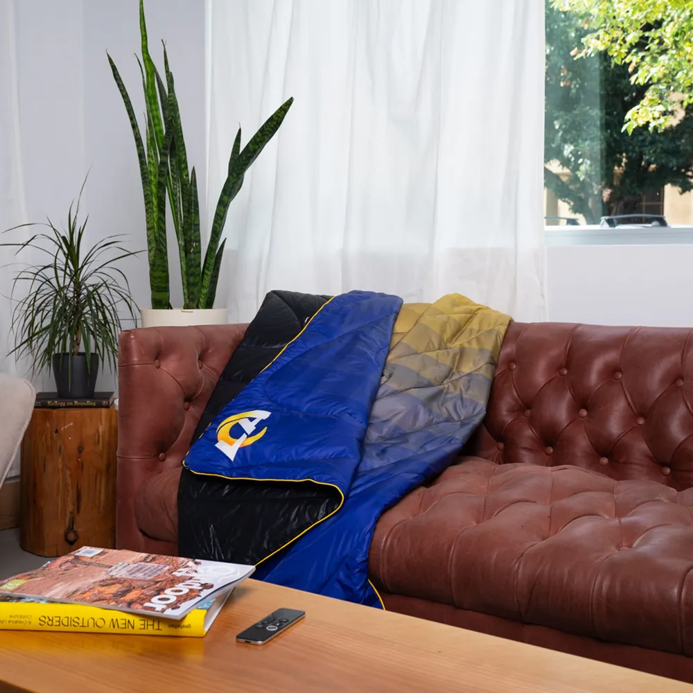 Rumpl Los Angeles Rams 75'' x 52'' Original Puffy Blanket