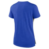 T-shirt à encolure crantée Nike Bone/Royal Los Angeles Rams Impact Exceed Performance pour Femme