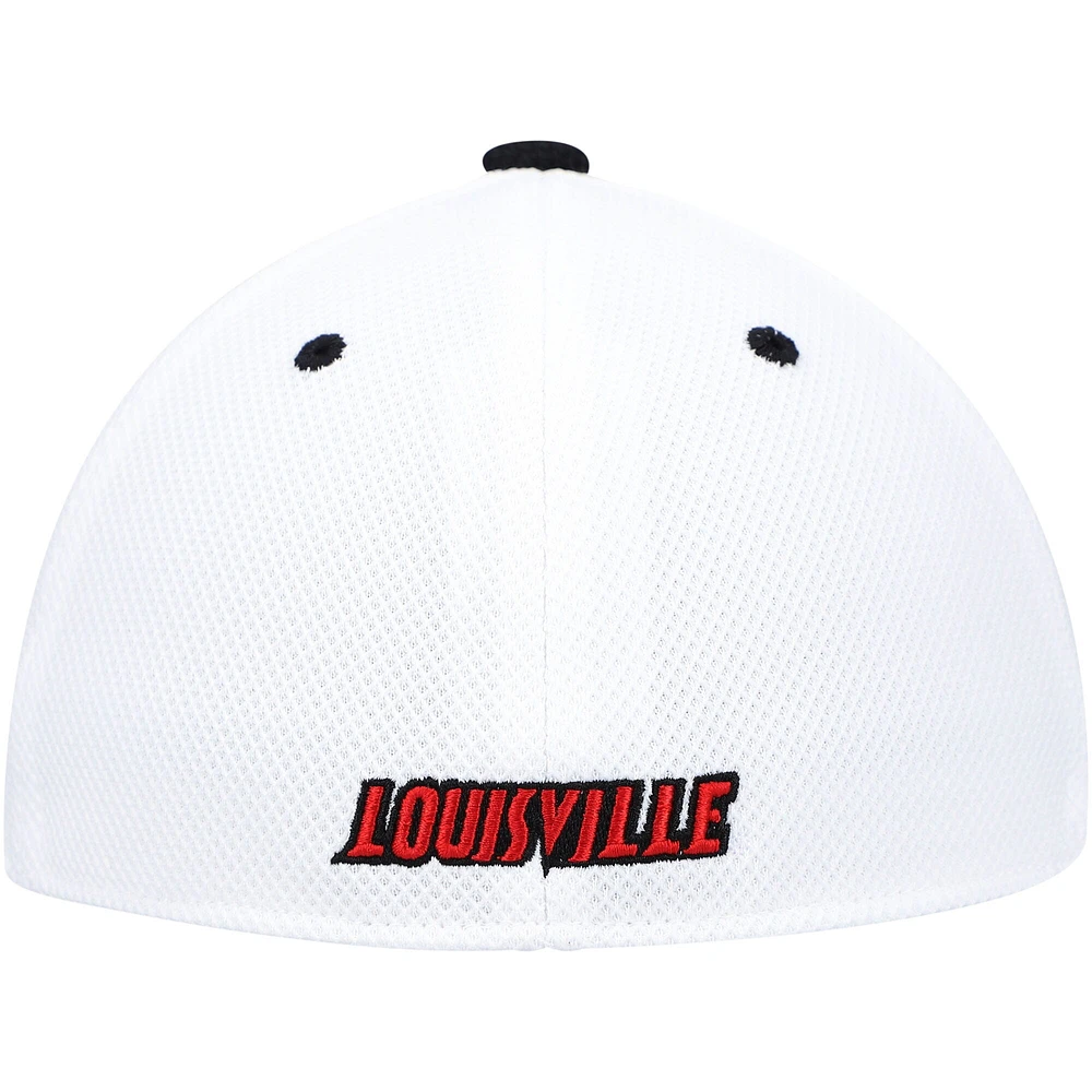 Casquette de baseball ajustée sur le terrain des Cardinals Louisville adidas pour hommes, blanche