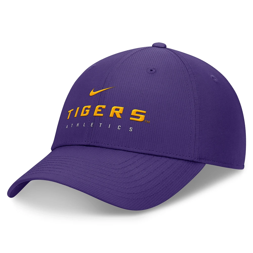 Casquette ajustable Nike Purple LSU Tigers 2024/25 On-Field Club Performance pour homme