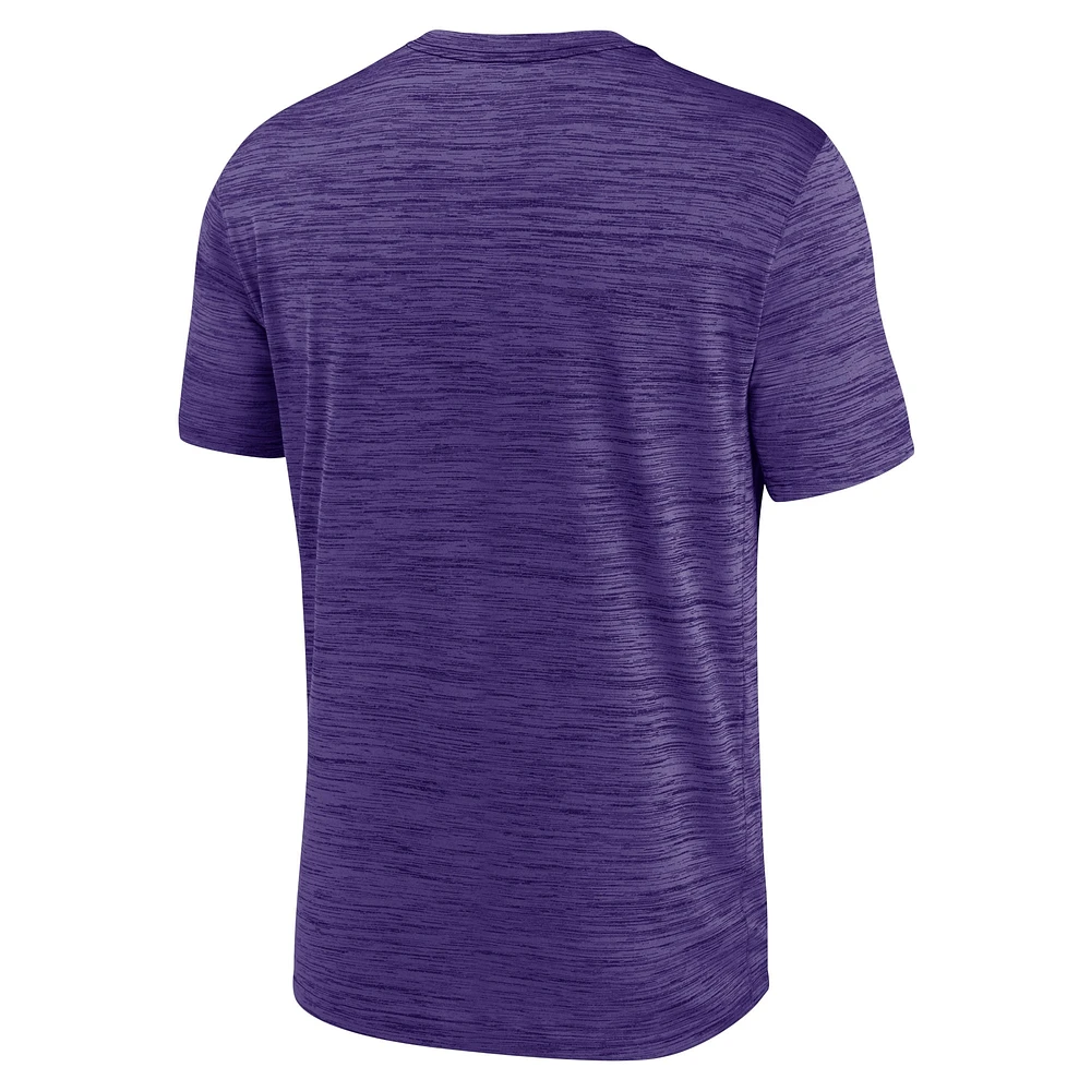 T-shirt Nike violet LSU Tigers 2024 Sideline Velocity Performance pour homme