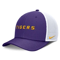 Casquette de camionneur ajustable Nike Purple LSU Tigers Rise Performance pour homme