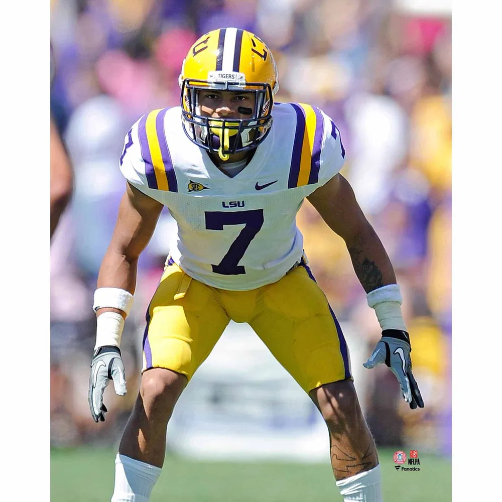 Lids Tyrann Mathieu LSU Tigers Fanatics Authentic Unsigned White Jersey  Preparing for Play Photograph
