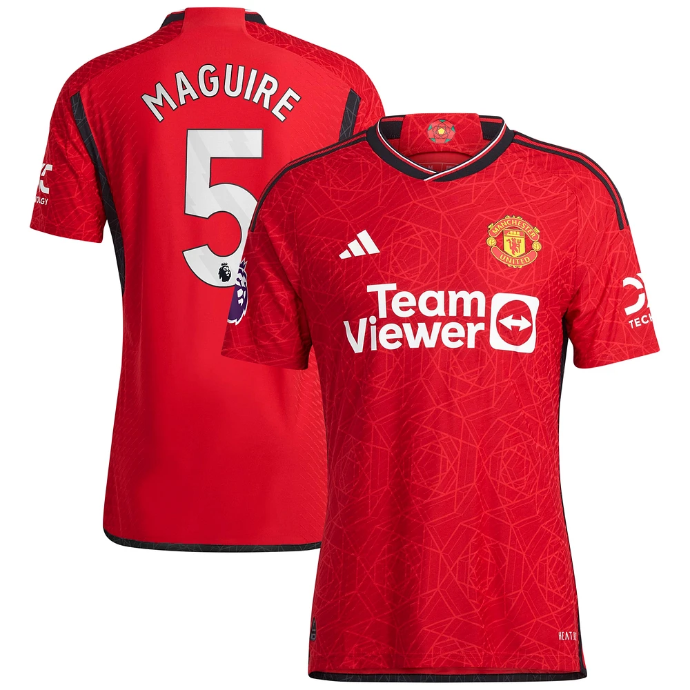 Maillot de joueur authentique adidas Harry Maguire rouge Manchester United 2023/24 domicile pour homme