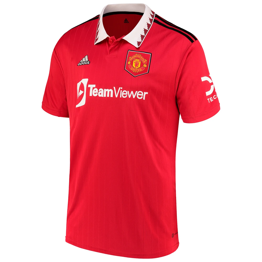 Maillot Manchester United 2022/23 Home Replica Player adidas Lisandro Martínez rouge pour homme