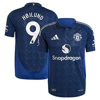 Maillot de joueur authentique adidas Rasmus Højlund pour homme, bleu marine, Manchester United 2024/25 extérieur