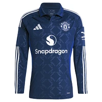 Maillot de joueur adidas Rasmus Højlund bleu marine Manchester United 2024/25 extérieur réplique à manches longues pour homme