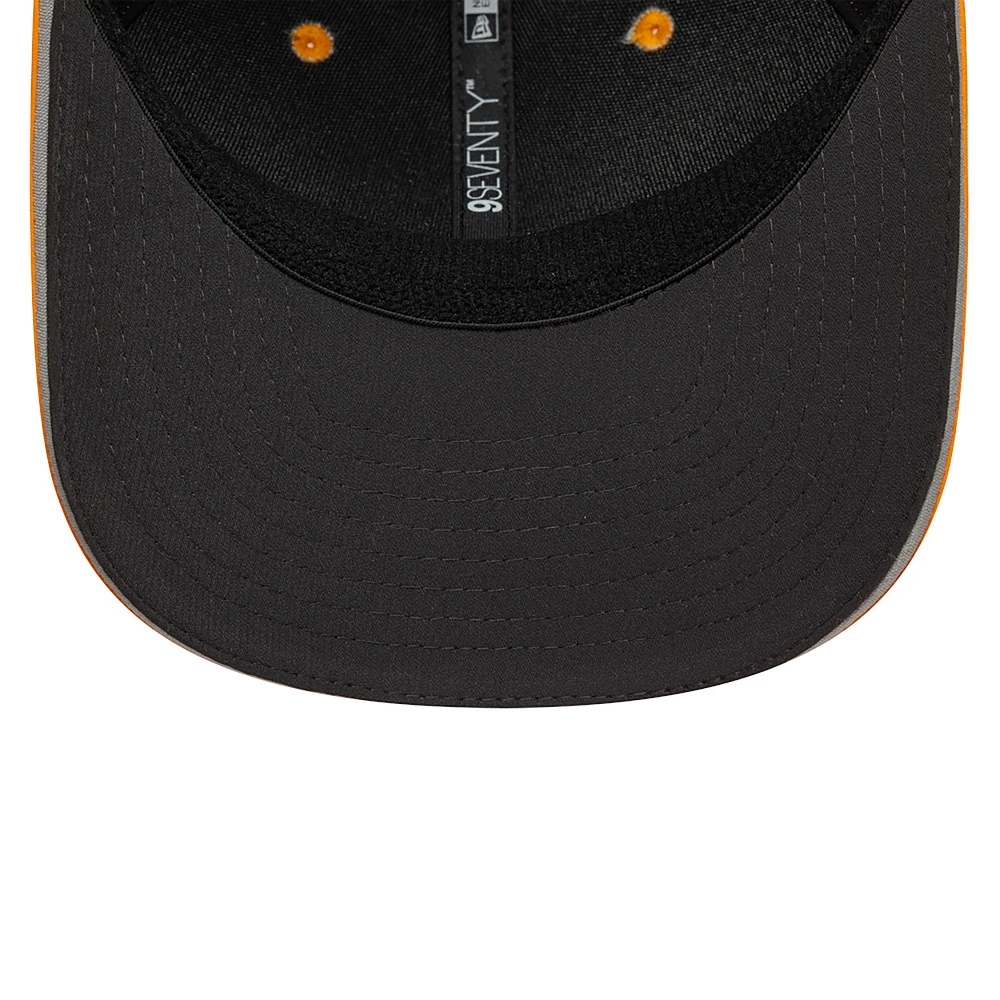 Casquette camionneur extensible à boutons-pression McLaren F1 Team 9SEVENTY orange/noir New Era pour homme