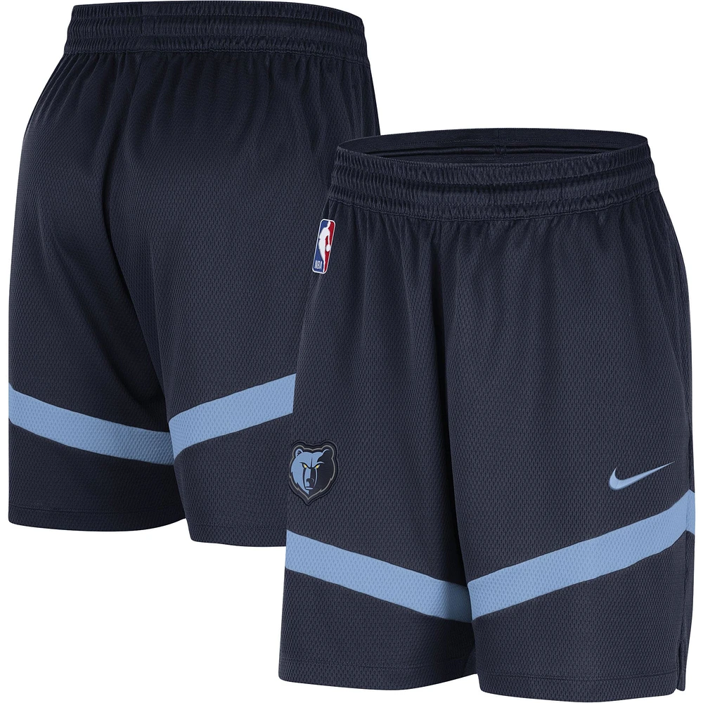 Short d'entraînement sur le terrain Nike Memphis Grizzlies pour homme, bleu marine