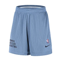 Short d'entraînement Nike Memphis Grizzlies Warm Up Performance bleu clair unisexe