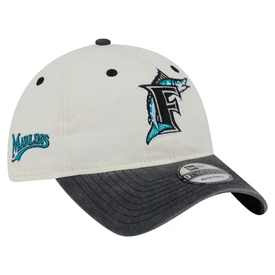 Casquette ajustable classique Sidescript 9TWENTY pour homme de la collection Cooperstown des Florida Marlins de New Era, couleur crème/noir