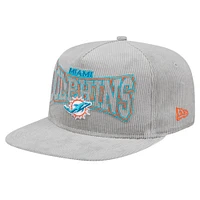 Casquette de golf ajustable en velours côtelé gris Miami Dolphins New Era pour homme