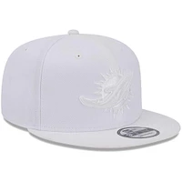 Casquette Snapback 9FIFTY Main Blanc sur Blanc New Era Miami Dolphins pour hommes