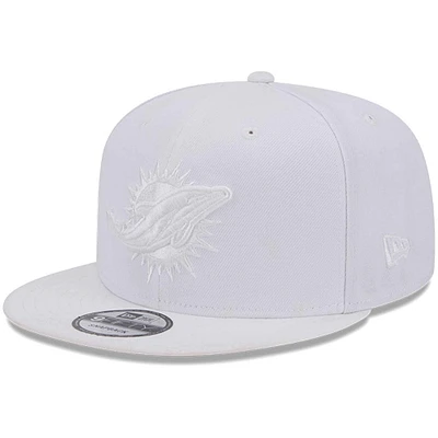 Casquette Snapback 9FIFTY Main Blanc sur Blanc New Era Miami Dolphins pour hommes