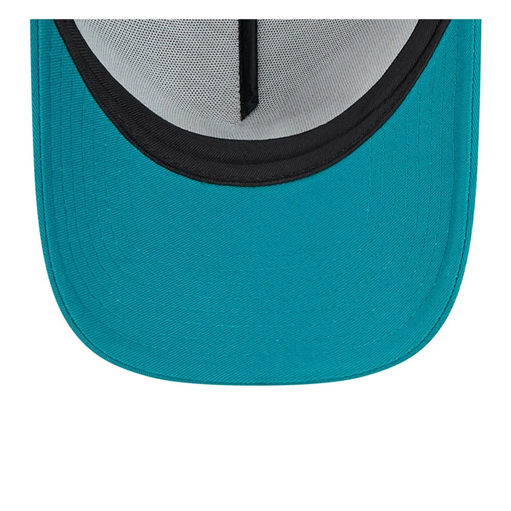 Casquette réglable de camionneur A-Frame New Era Stone/Aqua Miami Dolphins 2024 NFL Sideline Historic 9FORTY pour hommes