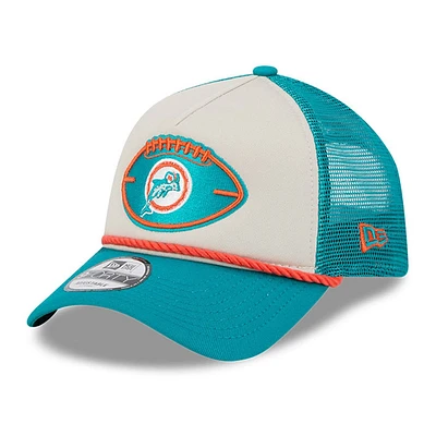 Casquette réglable de camionneur A-Frame New Era Stone/Aqua Miami Dolphins 2024 NFL Sideline Historic 9FORTY pour hommes