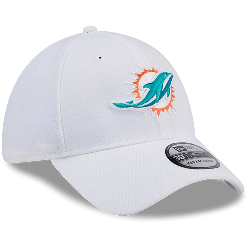 Casquette flexible principale 39THIRTY des Miami Dolphins New Era pour hommes, blanche