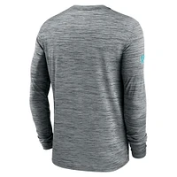 T-shirt à manches longues Nike gris Miami Dolphins 2024 Sideline Velocity Performance pour homme