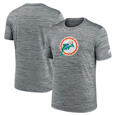 T-shirt Nike gris pour homme avec logo alternatif Velocity Miami Dolphins