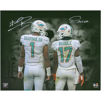 Tyreek Hill Miami Dolphins 16 x 20 Photo Print - Designed & Signed by  Artist Brian Konnick - Limited Edition 25