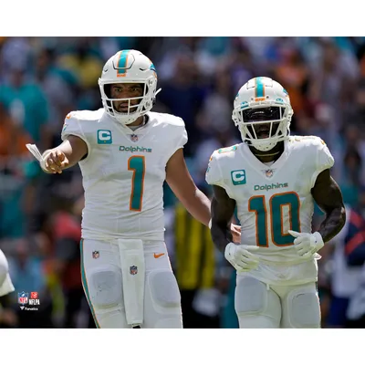 Tua Tagovailoa Miami Dolphins Fanatics Authentic Autographed 8 x 10 White  Throwing Photograph