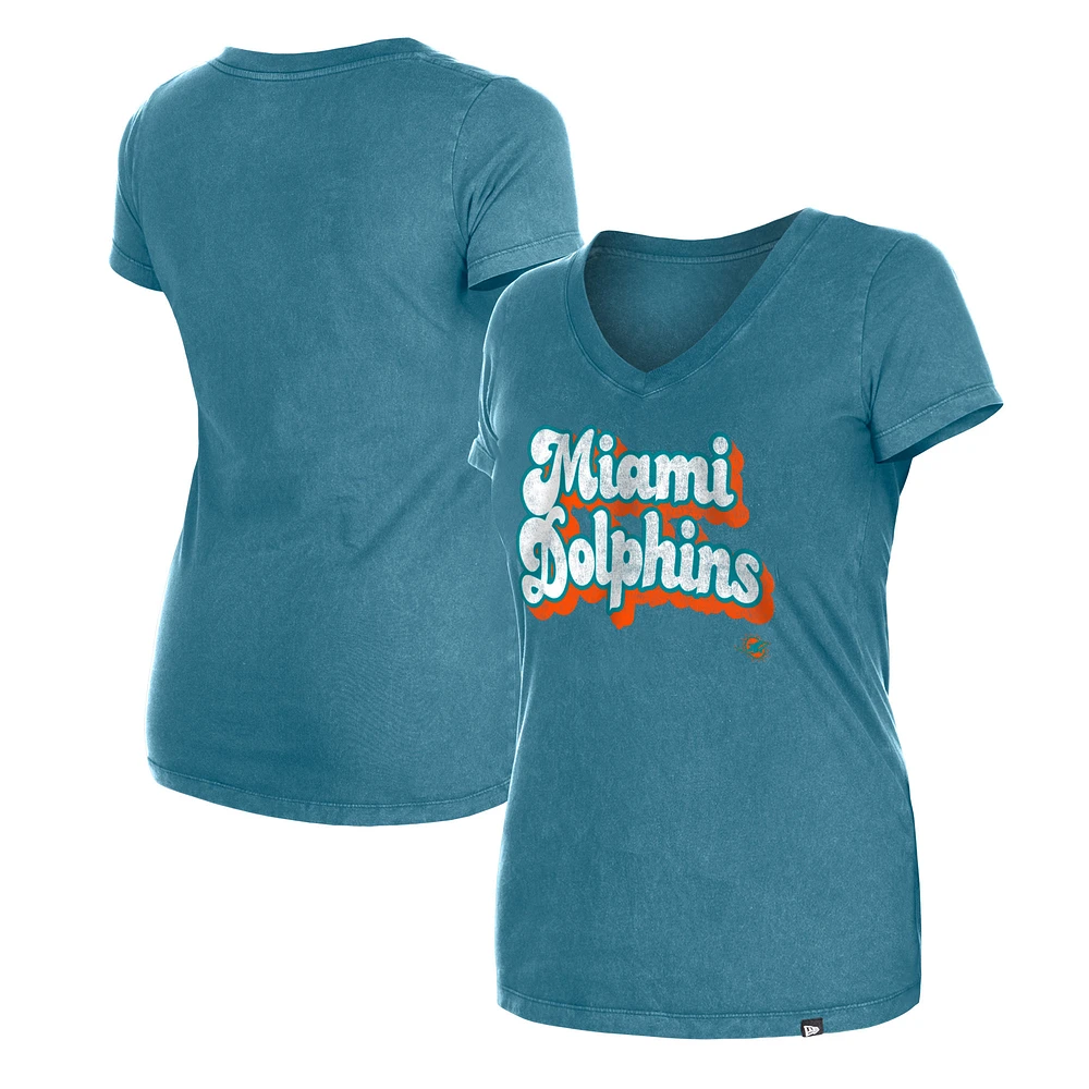 T-shirt à col en V bas New Era Aqua Miami Dolphins pour femmes