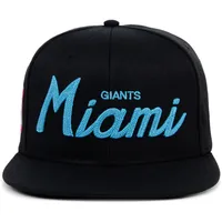 Rings & Crwns Men's Rings & Crwns Black Miami Giants Snapback Hat