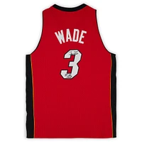 Maillot rouge Swingman autographié par Dwyane Wade Miami Heat avec Mitchell & Ness et inscription « 3x NBA Champ »