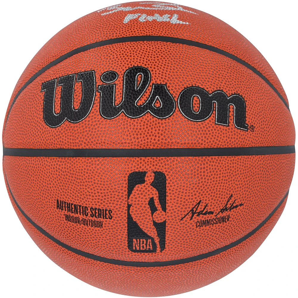 Ballon de basket-ball d'intérieur/extérieur Wilson Authentic Series autographié par Dwyane Wade Miami Heat avec inscription « Flash »