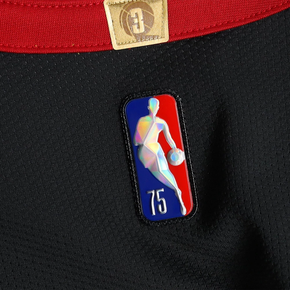 Maillot authentique Nike Black Icon autographié par Jaime Jaquez Jr. Miami Heat
