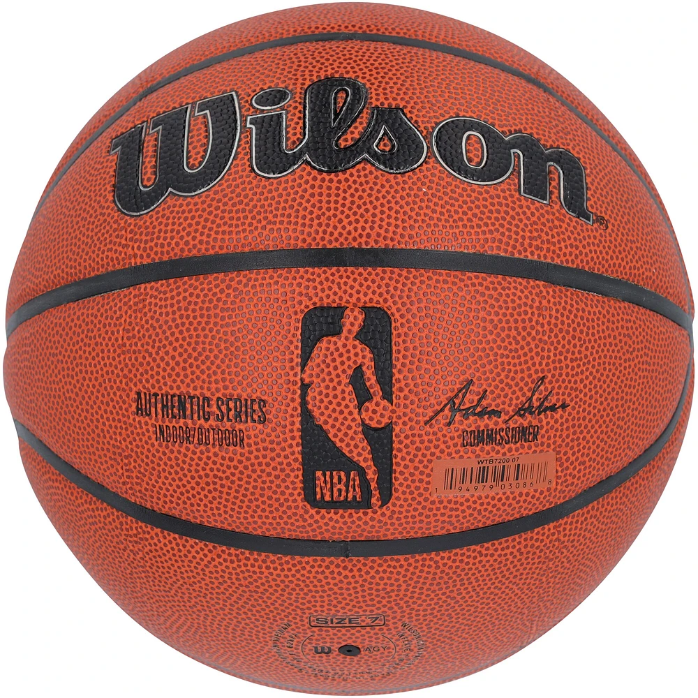 Ballon de basket-ball d'intérieur/extérieur Wilson Authentic Series autographié par Jaime Jaquez Jr. Miami Heat avec inscription « Juan Wick »