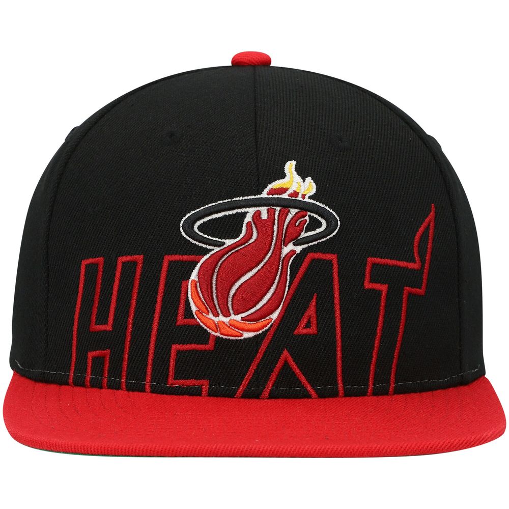 Men's Mitchell & Ness Black/Red Miami Heat Hardwood Classics Low Big Face Snapback Hat