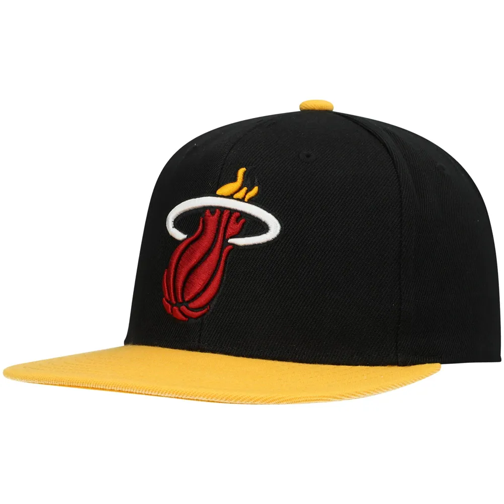 Lids Miami Heat Mitchell & Ness Core Basic Snapback Hat - Black