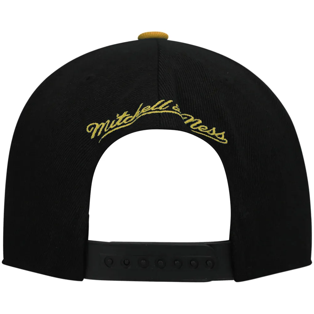 Miami Heat Mitchell & Ness Essentials Core Two-Tone Basic Snapback Hat -  Yellow/Red