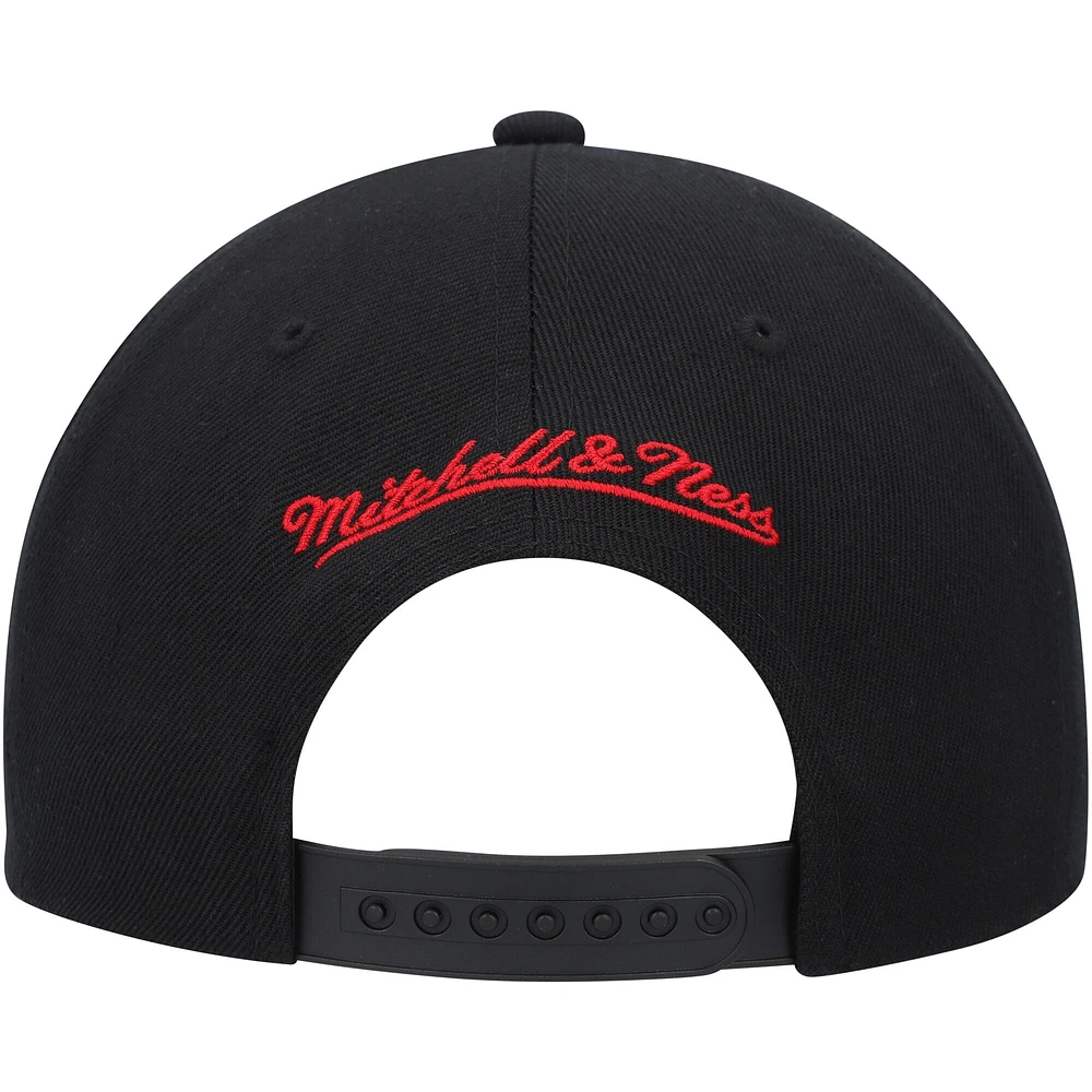 Men's Mitchell & Ness Black Miami Heat Hardwood Classics MVP Team Script 2.0 Snapback Hat