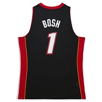 Maillot de joueur Swingman Throwback Mitchell & Ness Chris Bosh noir Miami Heat 2012/13 pour hommes