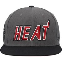 Men's Mitchell & Ness Gray/Black Miami Heat Hardwood Classics 20th Anniversary Born Bred Fitted Hat