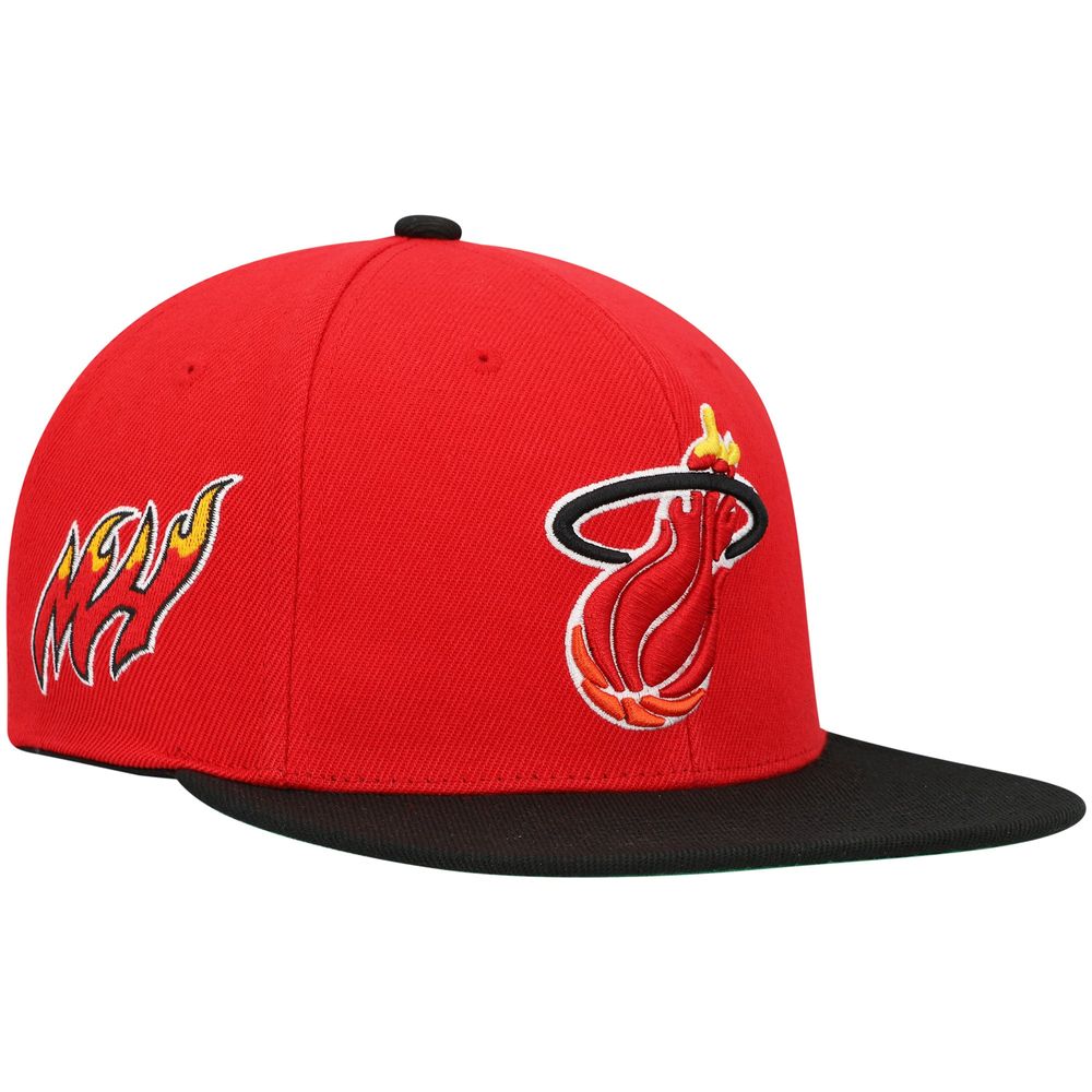 Men's Mitchell & Ness Red/Black Miami Heat Hardwood Classics Snapback Hat