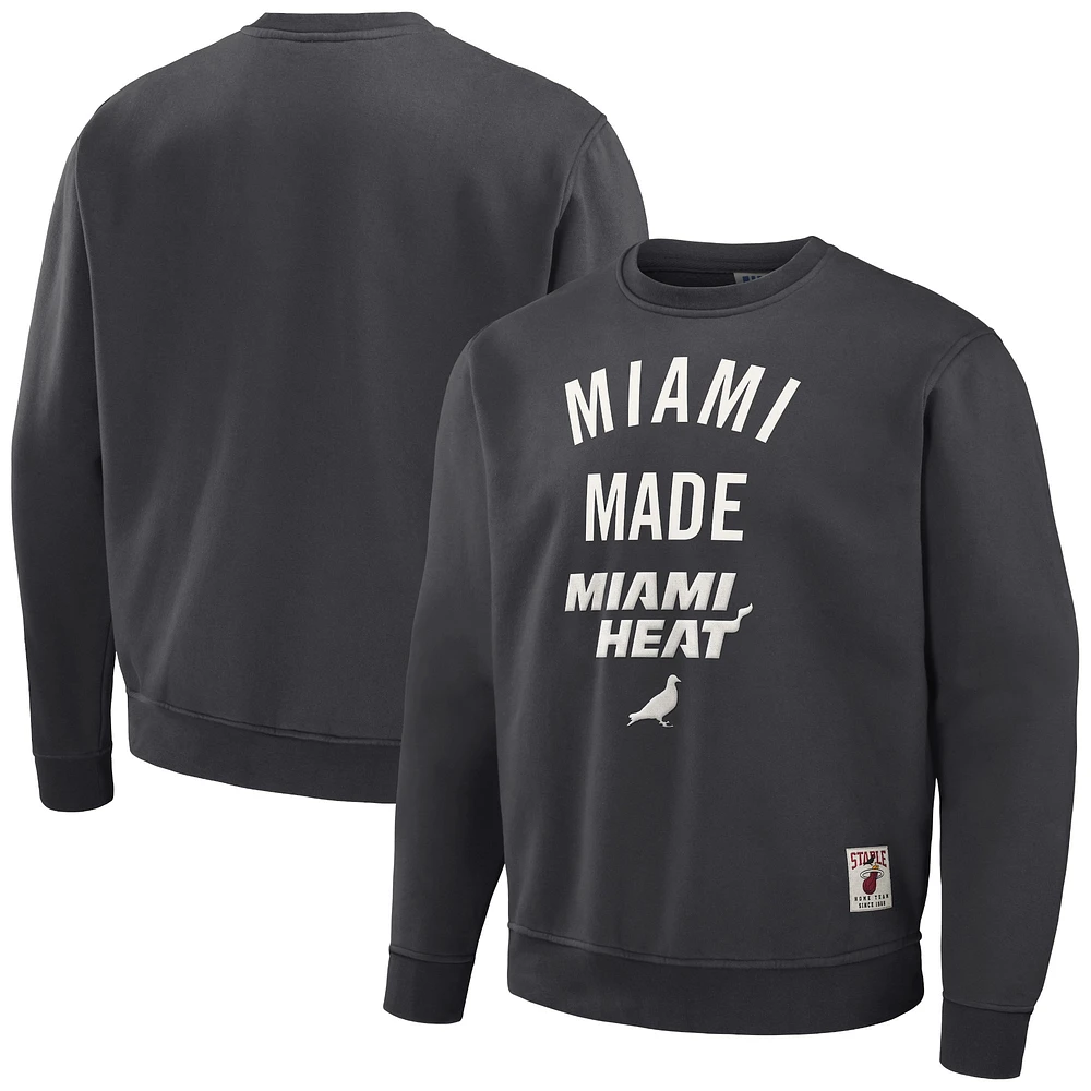 Sweat-shirt en peluche NBA x Staple anthracite Miami Heat Pigeon pour hommes