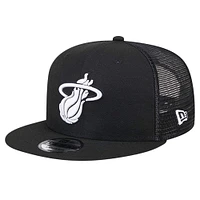 Men's New Era Black Miami Heat 9FIFTY Snapback Trucker Hat
