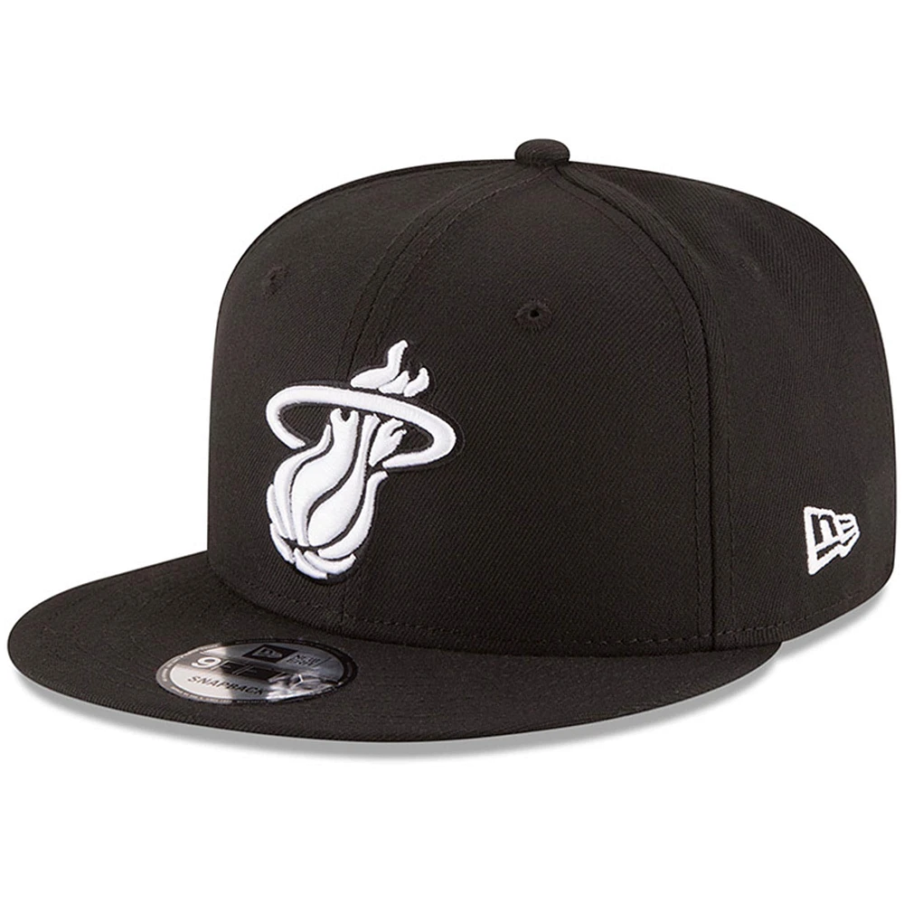 Men's New Era Black Miami Heat Black & White Logo 9FIFTY Adjustable Snapback Hat