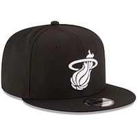 Men's New Era Black Miami Heat Black & White Logo 9FIFTY Adjustable Snapback Hat