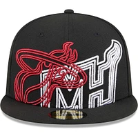 Men's New Era  Black Miami Heat Game Day Hollow Logo Mashup 59FIFTY Fitted Hat