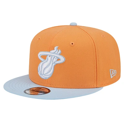 Pack de couleurs bicolores New Era orange/bleu clair Miami Heat 9FIFTY Snapback pour hommes