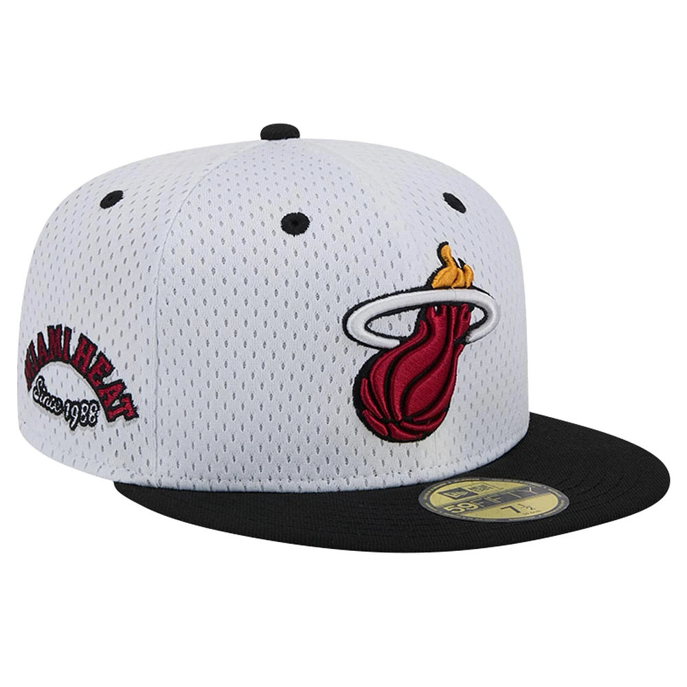 Casquette ajustée New Era Miami Heat Throwback 2Tone 59FIFTY blanc/noir pour hommes