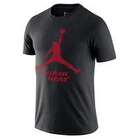 T-shirt Jumpman essentiel Nike Miami Heat noir pour homme