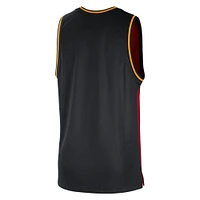 Débardeur Nike Miami Heat Courtside Versus Force Split DNA Performance pour Homme Rouge/Noir